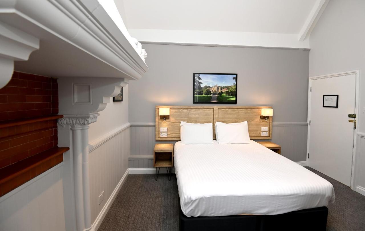 Fox & Goose, Barrow Gurney By Marston'S Inns Felton  ภายนอก รูปภาพ